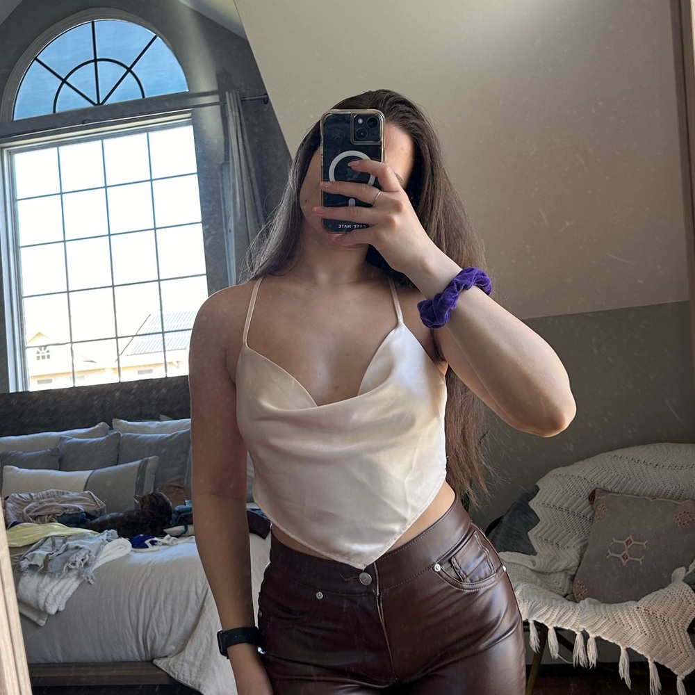 Silky top